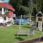 Haus Roetelstein Apartman *